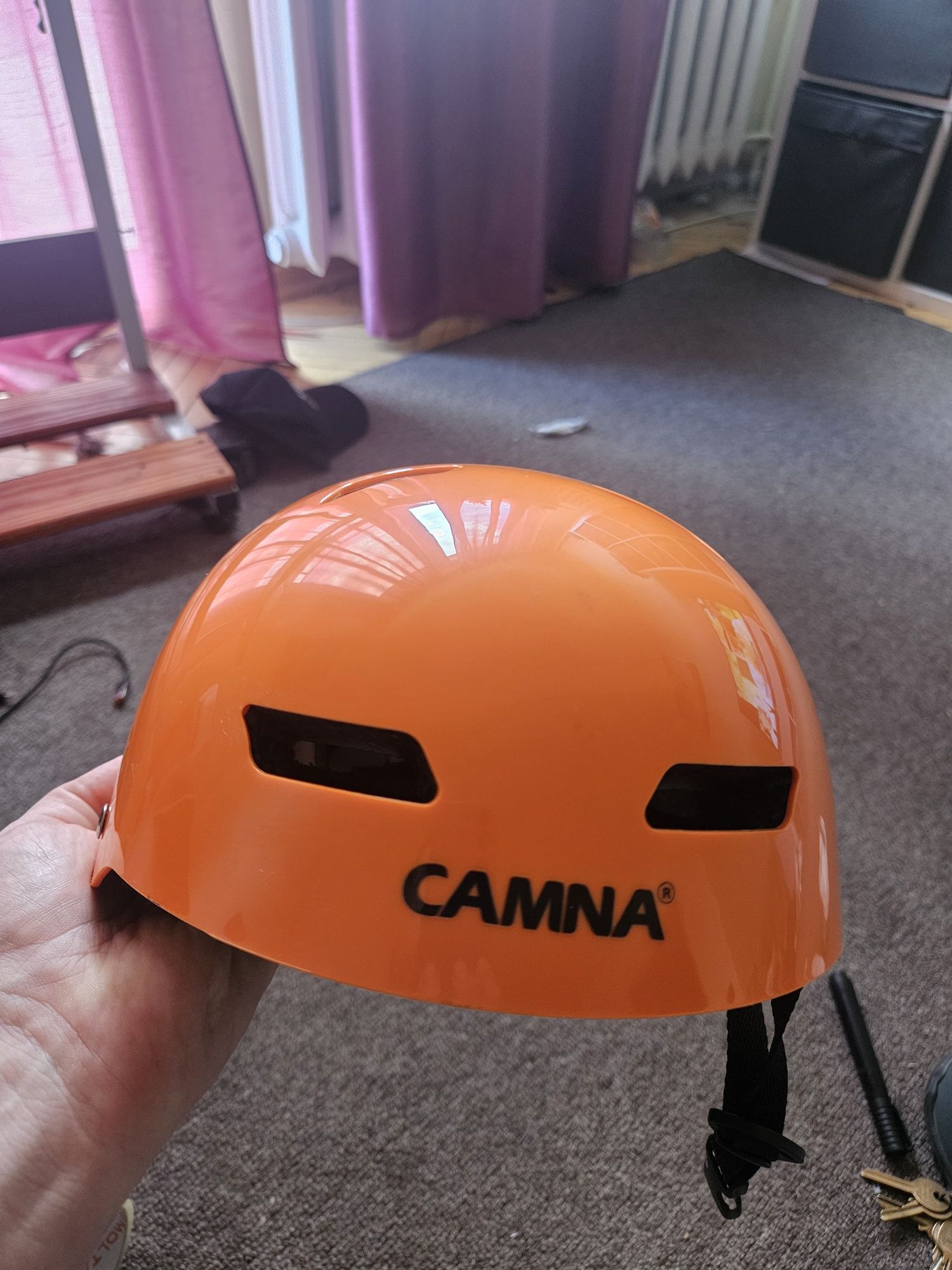 Nowy kask wspinaczkowy Gory Tatry Dolomity Alpy