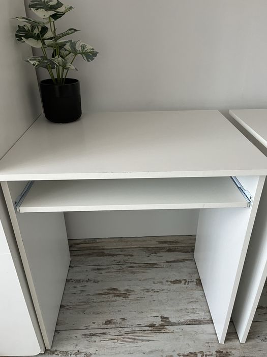 biurka białe dwie sztuki