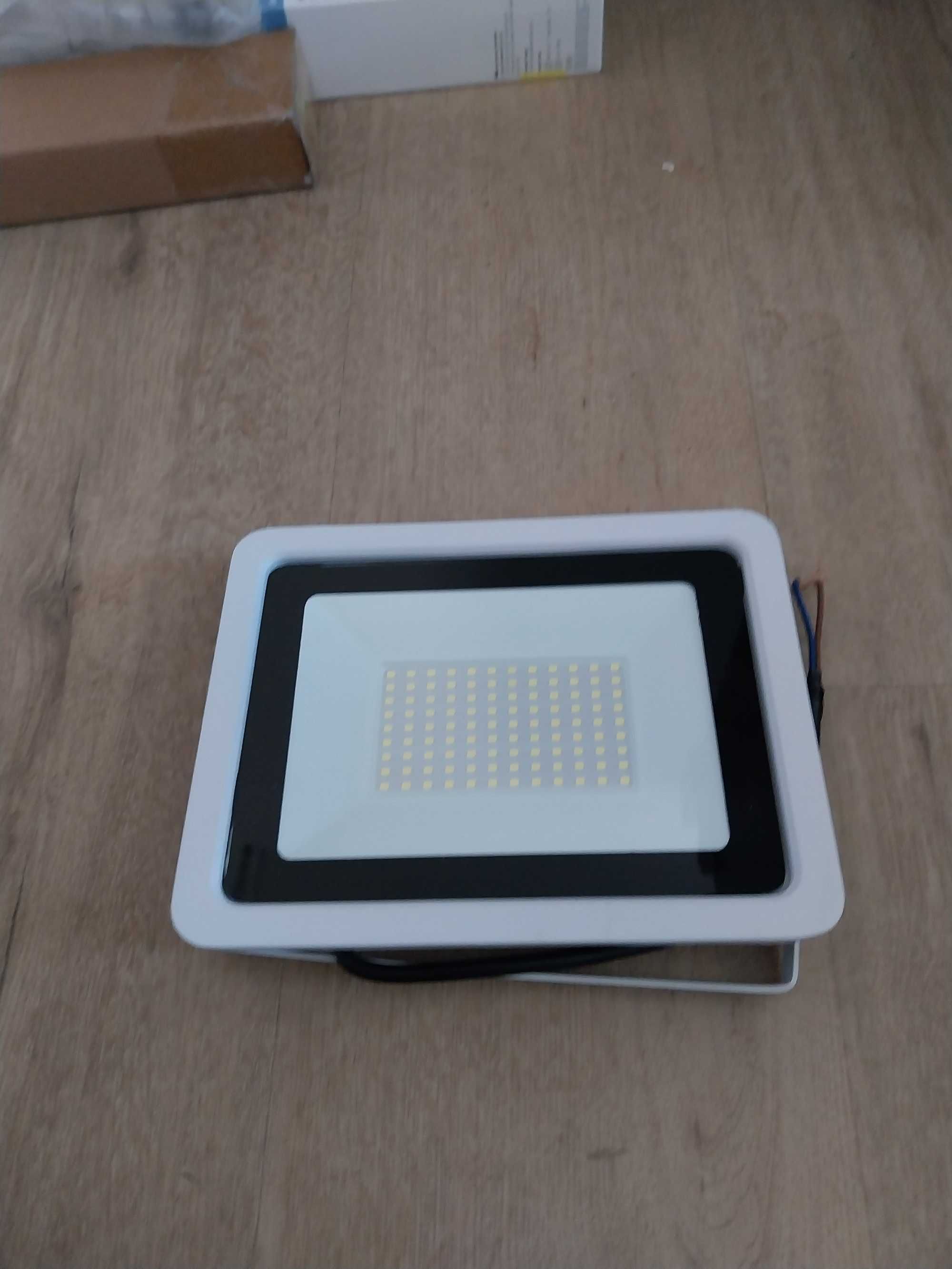 Naświetlacz halogen slim Lampa led 100W premium M 9000LM Biały