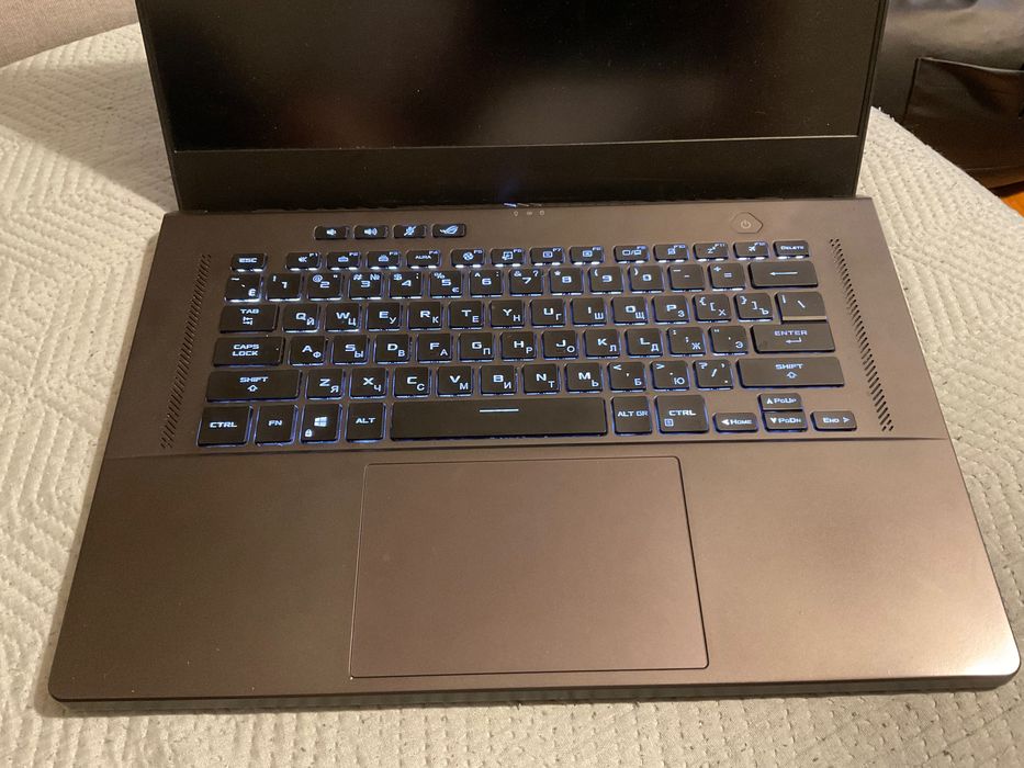 Laptop Asus ROG Zephyrus G15 GA503Q