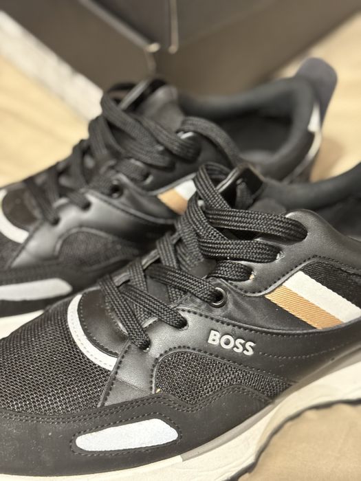 Tenis Hugo Boss Original N 42 (usado poucas vezes)