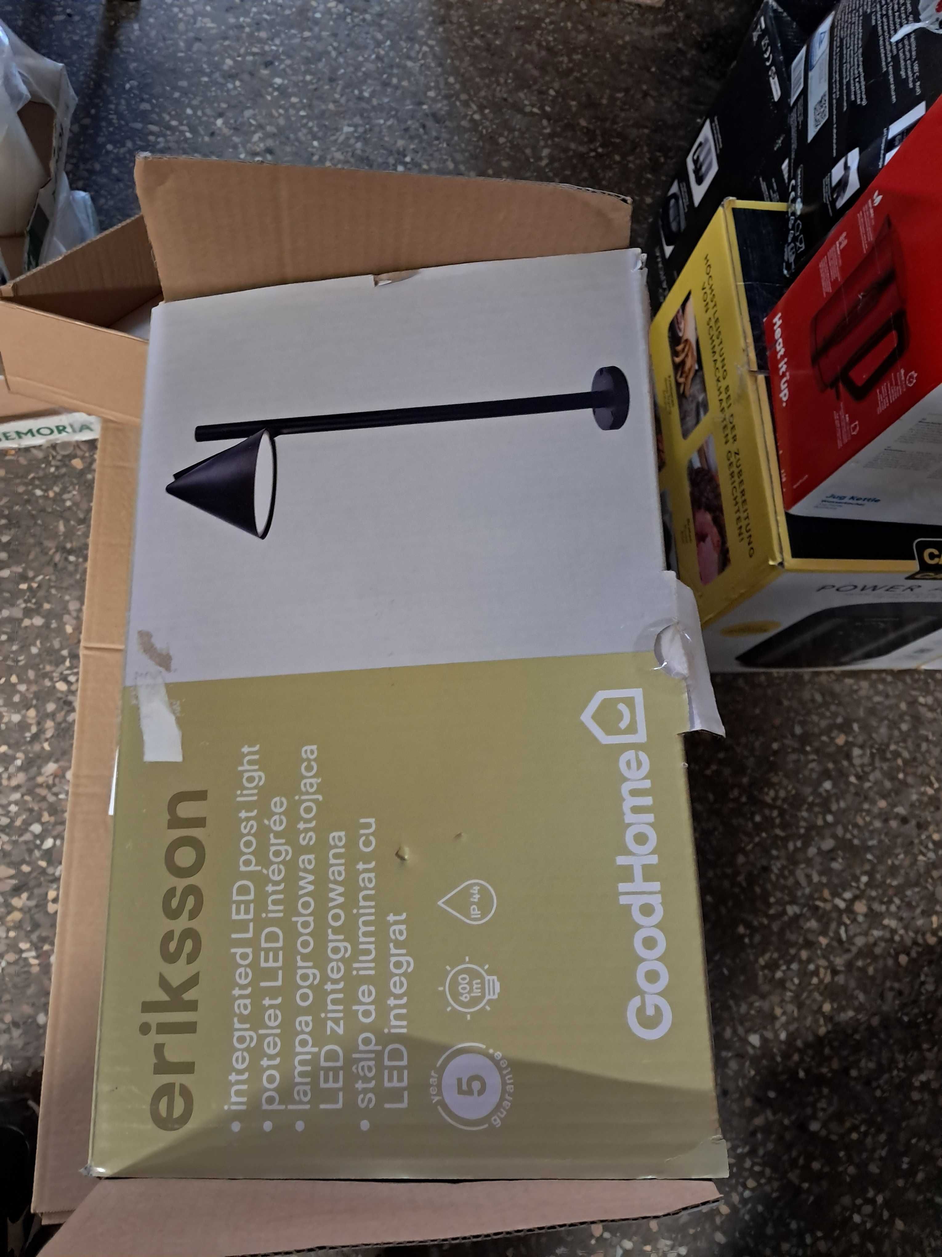 Sprzedam lampe stojaca ogrodowa