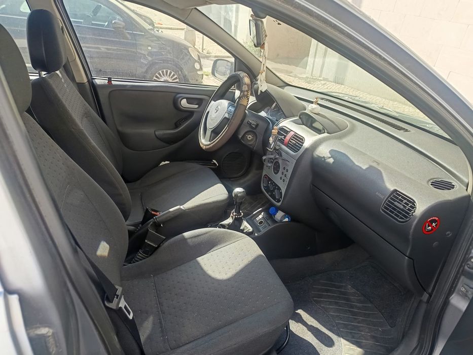 Opel corsa 1.2 gasolina 2004