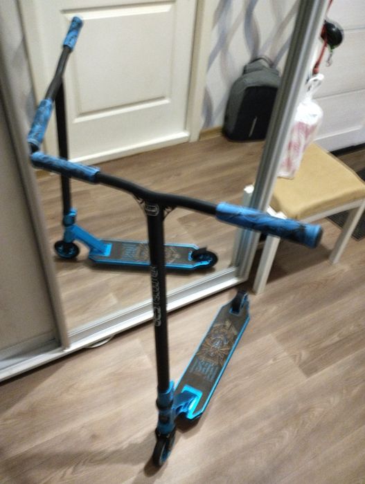 Трюковий самокат