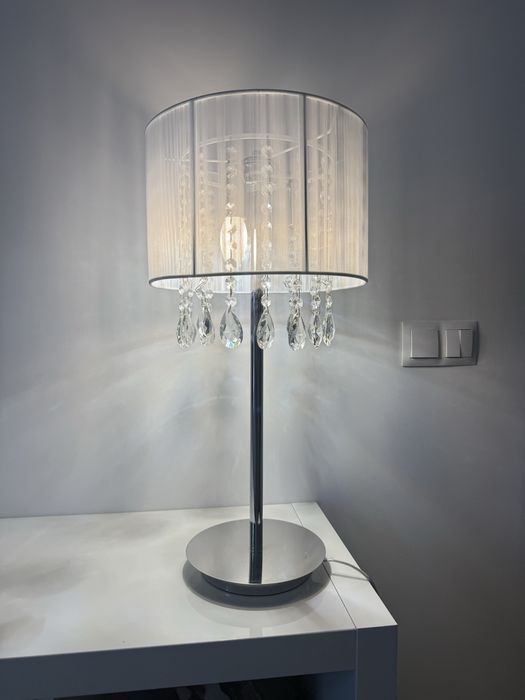 Lampa stojaca - biala