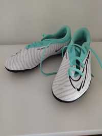 Chuteiras Nike Phantom