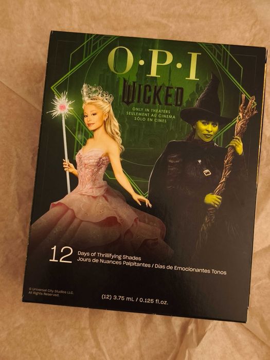 OPI Nail Wicked zestaw mini lakierów do paznokci 12 szt