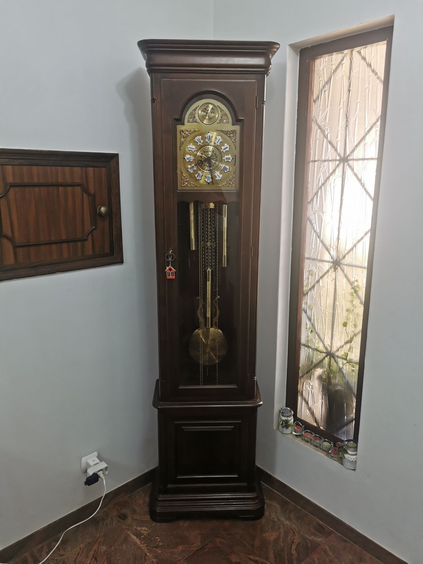 Vendo relógio de sala preço negociável