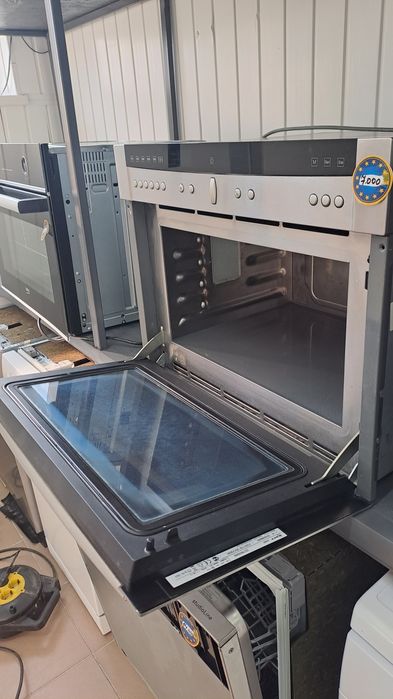 Вбудована мікрохвильова піч Neff