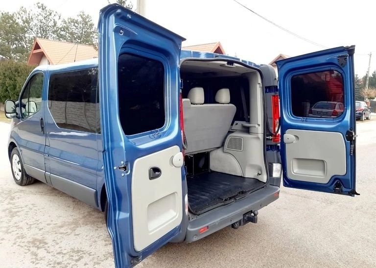 Opel vivaro 2,5L1H1