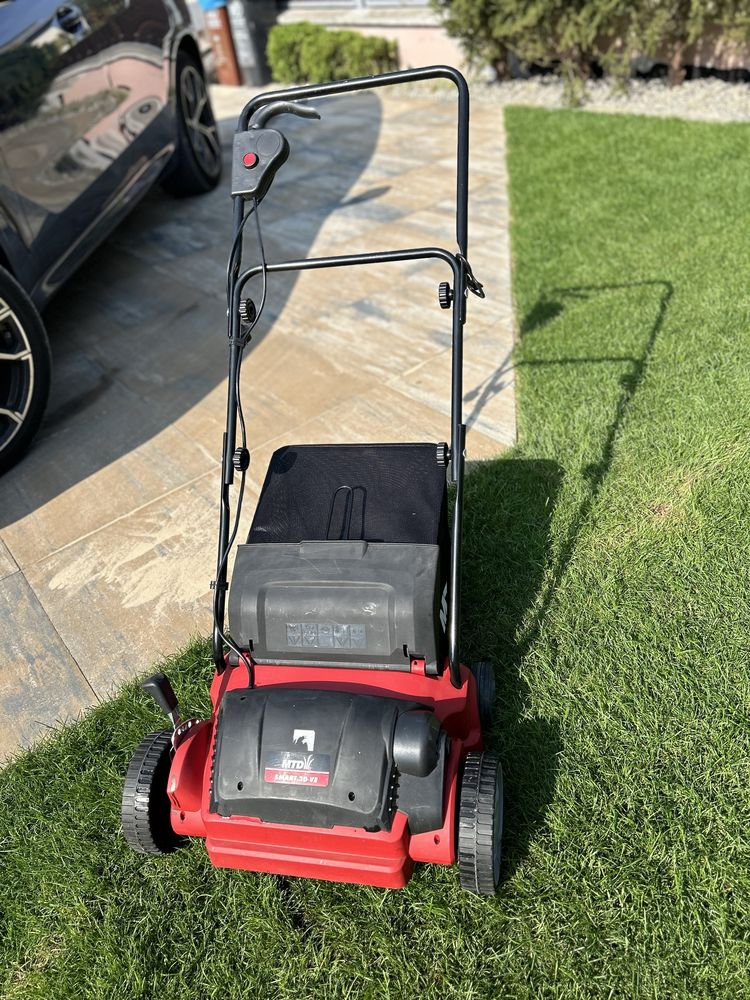 Wertykulator-aerator elektryczny 1200W SMART 30 VE MTD