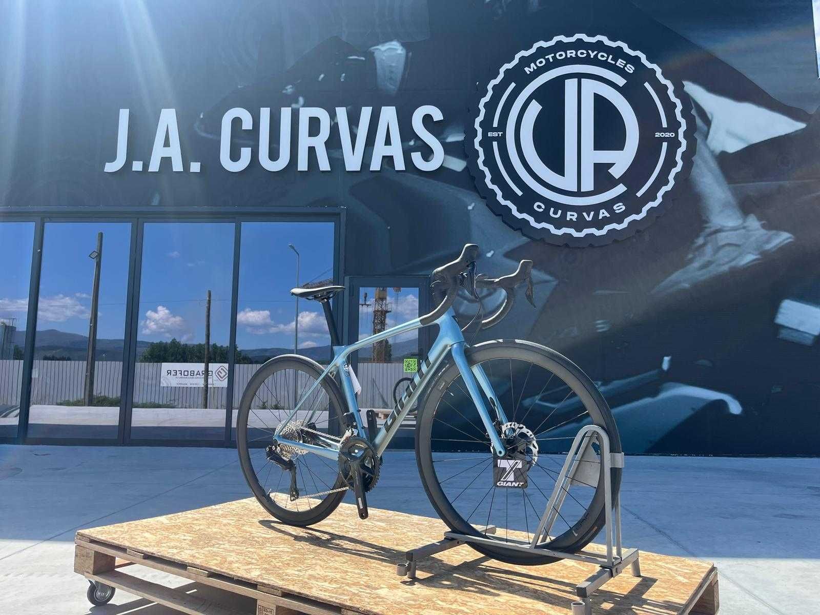 GIANT TCR ADVANCED PRO DISC 1 DI2