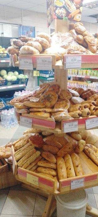 Хлібні полиці- стелаж