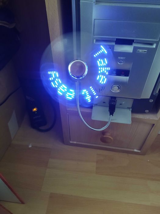 Wiatraczek mini na usb elastyczny