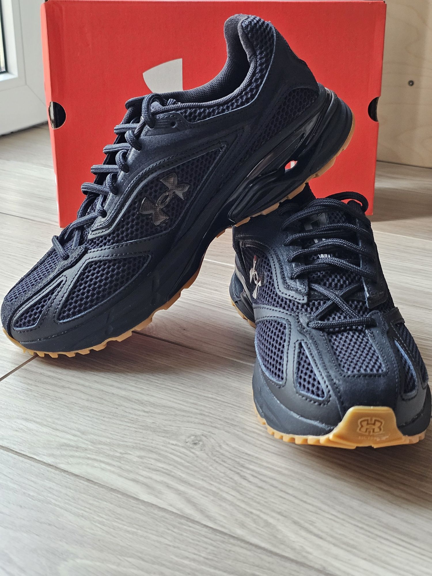 Under Armour UA HOVR Apparition TSM