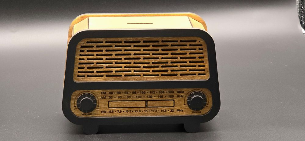 Stare radio skarbonka