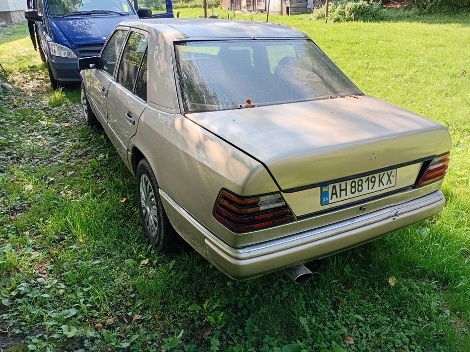 Мерседес W  124 2.0 газ/бензин