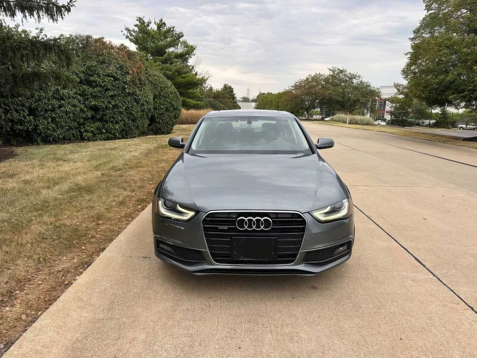 Audi A4      2015