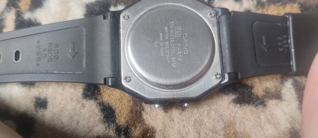 Годинник Casio F91W классика водонепроницаемые