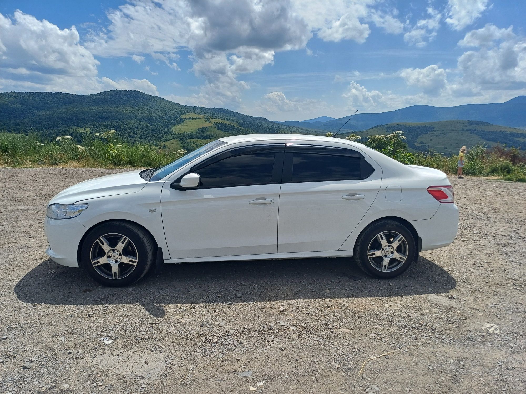 Peugeot 301 .                .