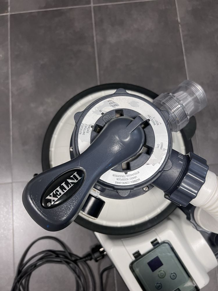 Pompa piaskowa INTEX SF90220-1 (4000l/h) + piasek