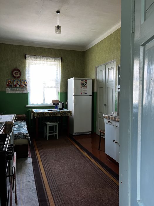 Будинок ( вул. Князя Романа)