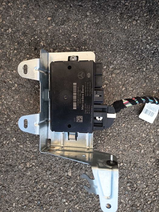 Фаркоп прицепне для Mercedes GLS GLE  GL  ML номер A1663100837