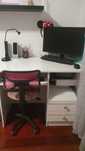 Quarto completo + Secretária