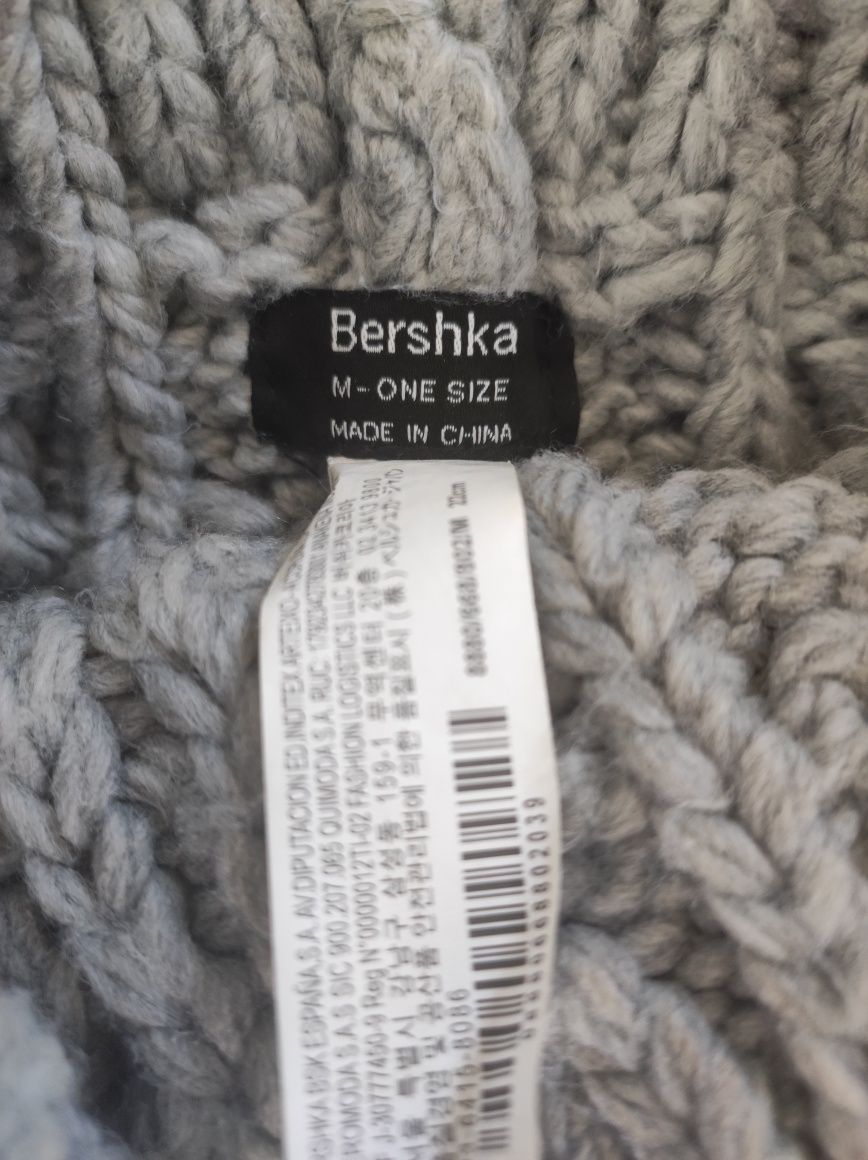 Czapka Bershka one-size