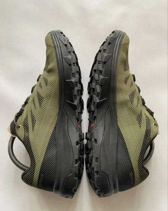 Трекинговые кроссовки Salomon Gore-Tex