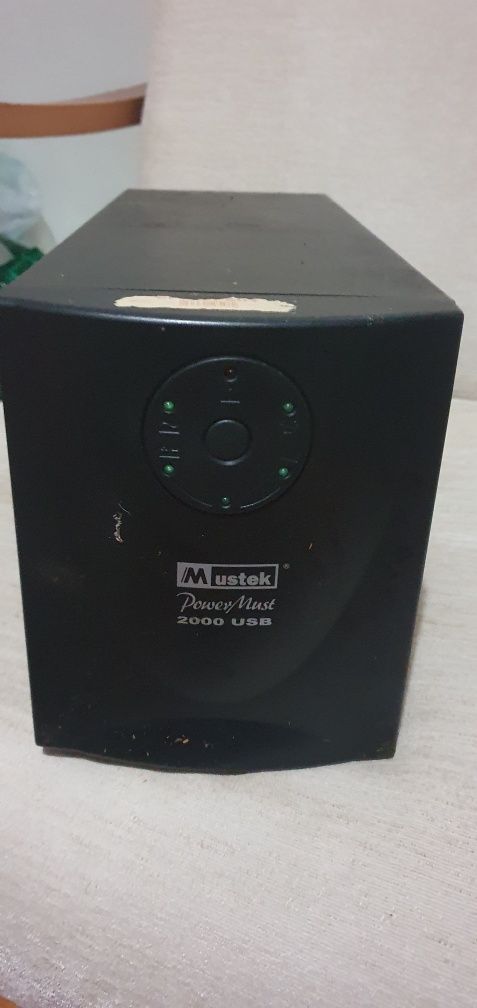 Ups, Mustek PowerMust 2000 USB, para Protecção contra perca de Dados e