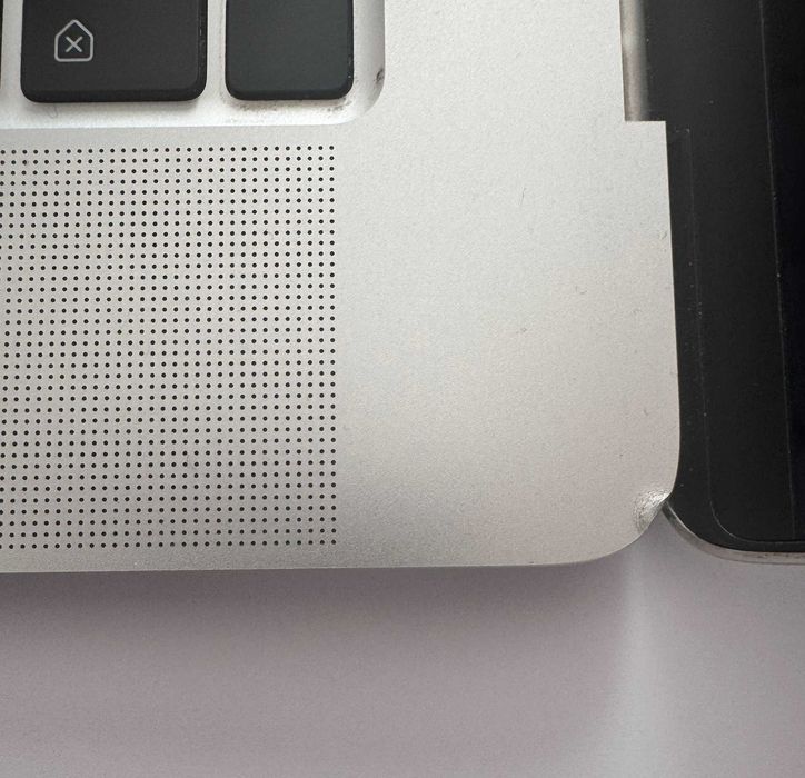 Macbook Pro 16", 2019 używany, 1TB srebrny, 1 właściciel, Touch Bar