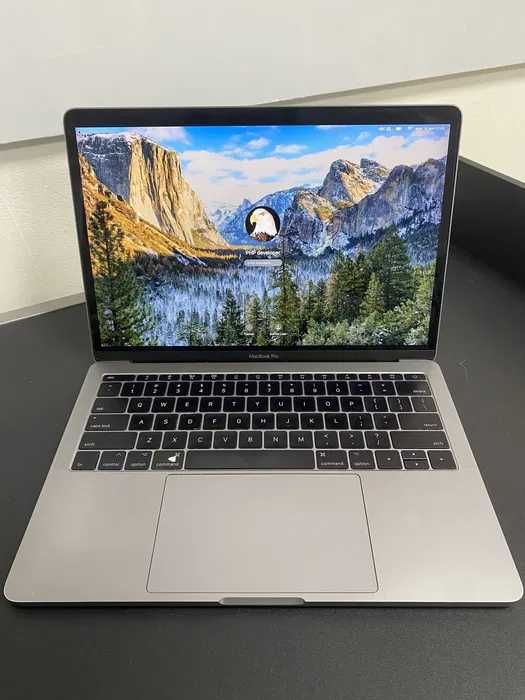 MacBook Pro 2017 року