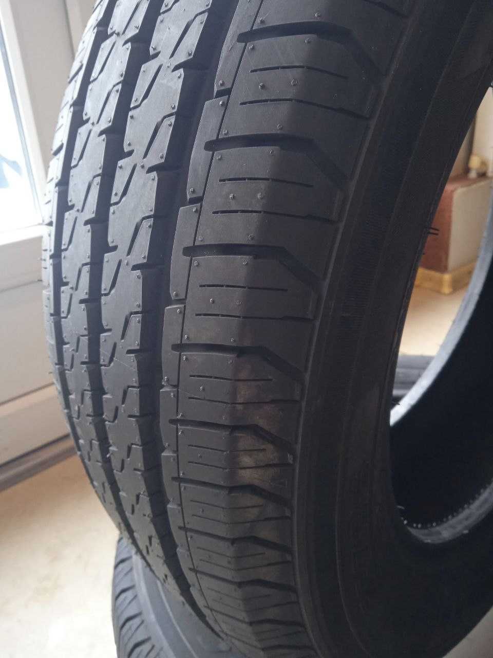 195/65 R16c SporTrak