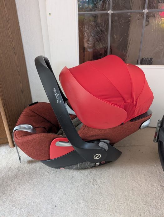 Cybex Cloud Q Isofix автокрісло автокресло база автолюлька