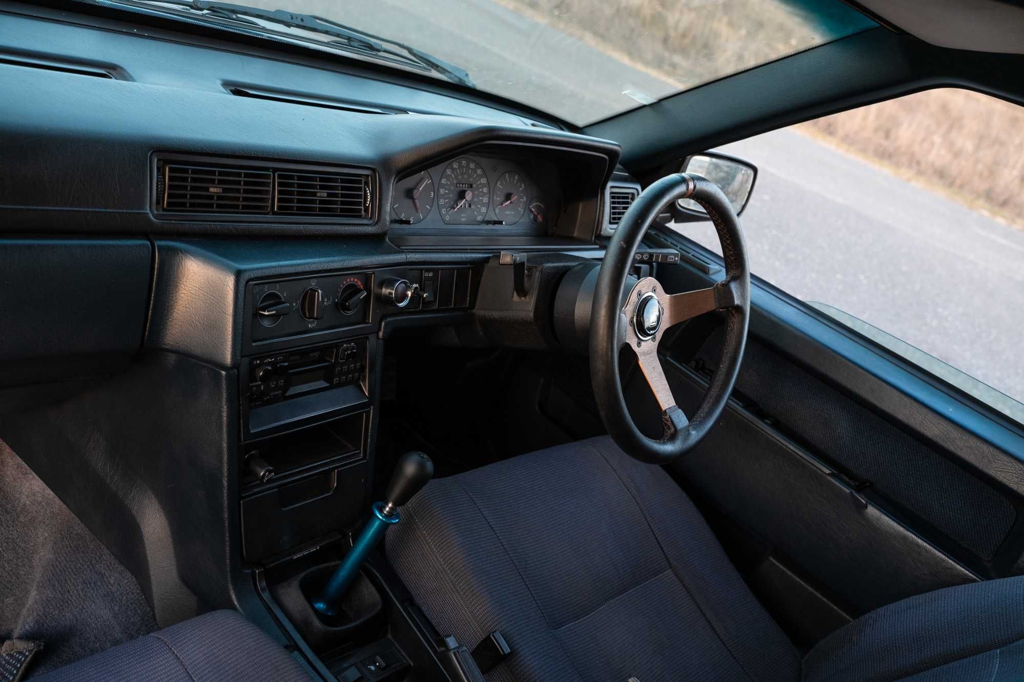 Volvo 940 GL (Volante à direita; diferencial soldado)