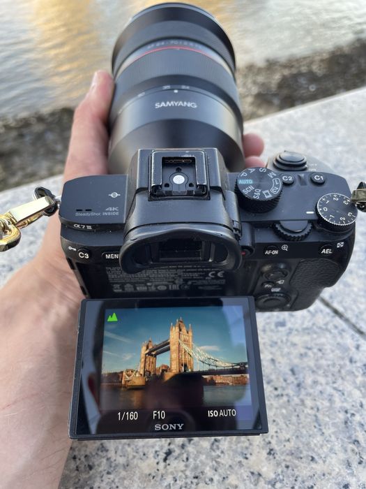 Aparat Sony a7 III + obiektyw 24-70 2.8FE SAMYANG + 5 baterii + 2 SD