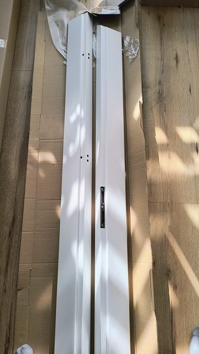 Ościeżnica regulowana 100-140. Prawa