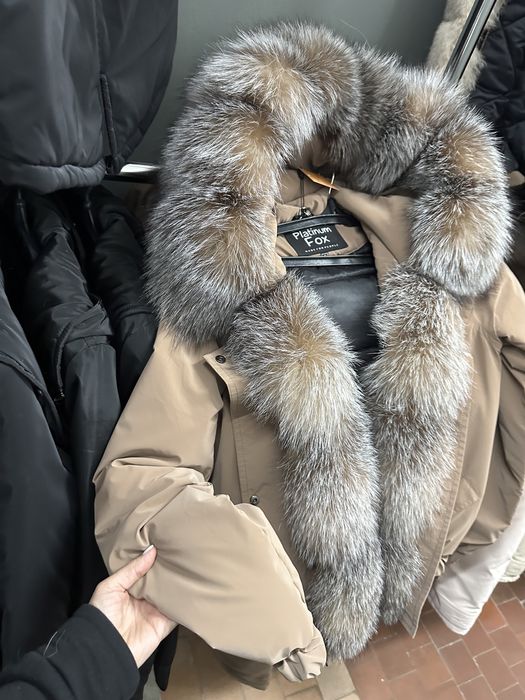 Пуховик с мехом