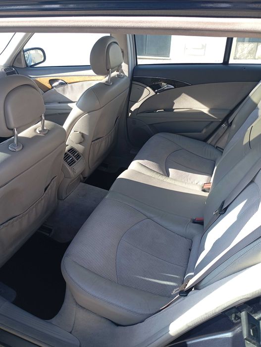 Mercedes  220 cdi