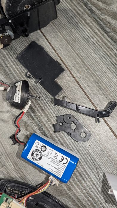 ILIFE V7s Plus робот-пилосос  на запчастини