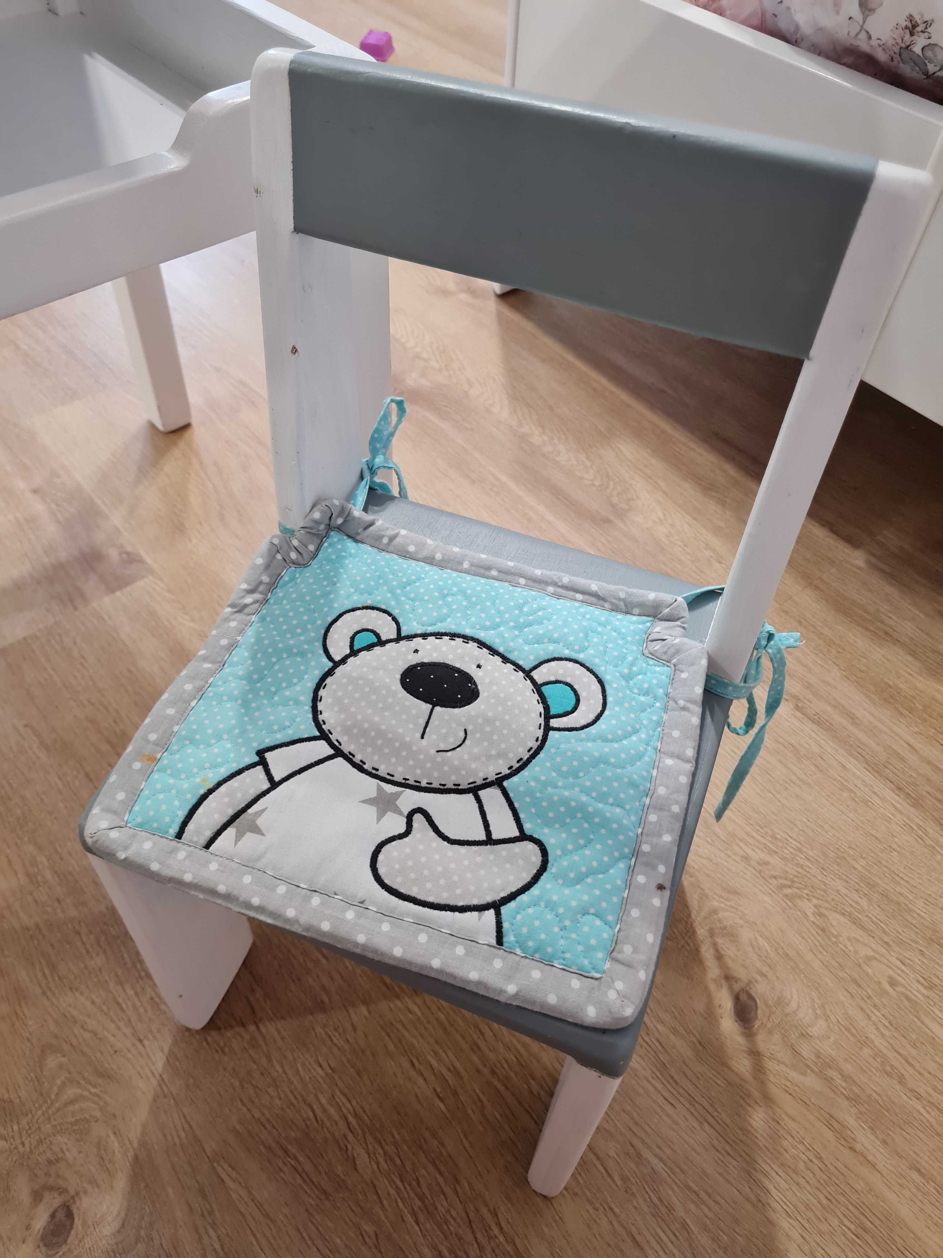 Stolik otwierany i krzeslko dla dziecka