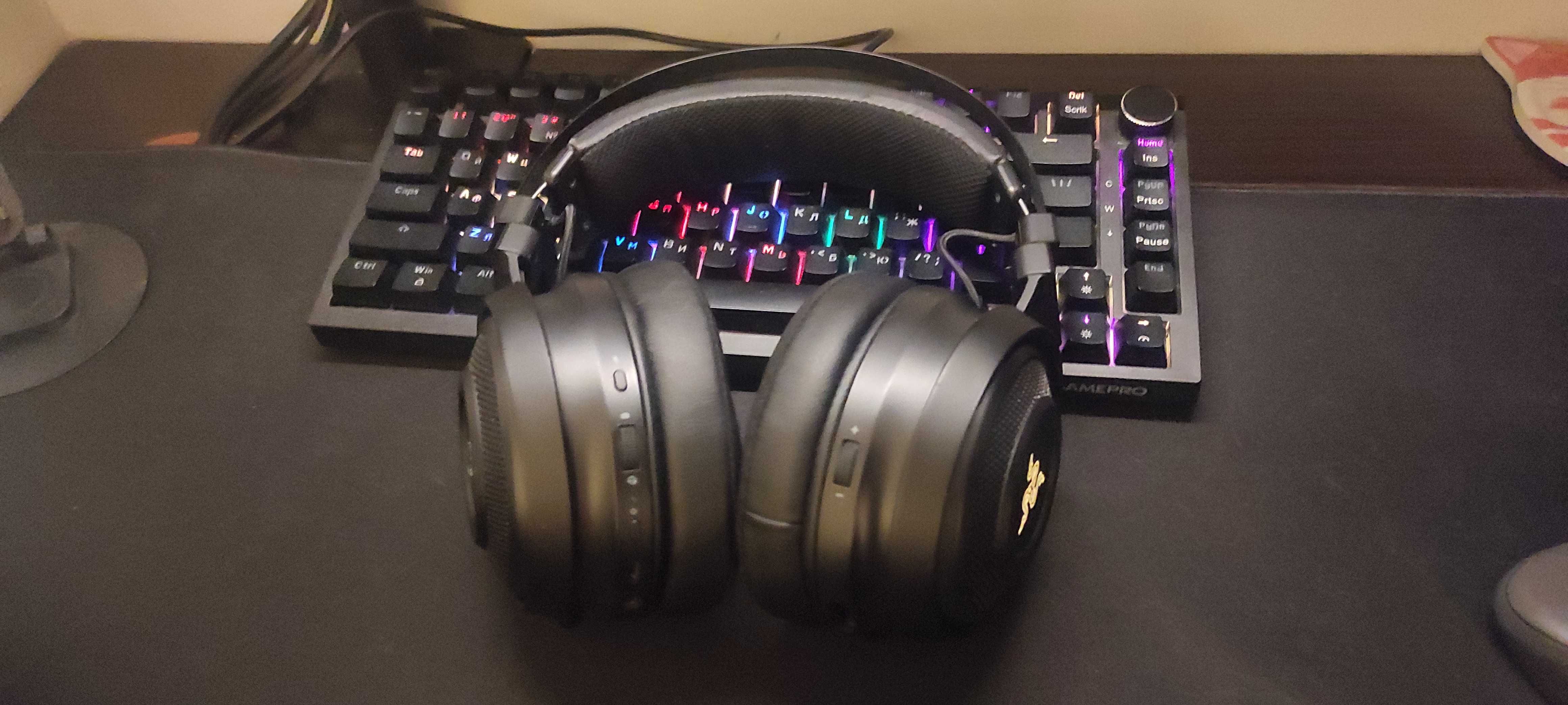Наушники Razer Nari Wireless (RZ04-02680100-R3M1)