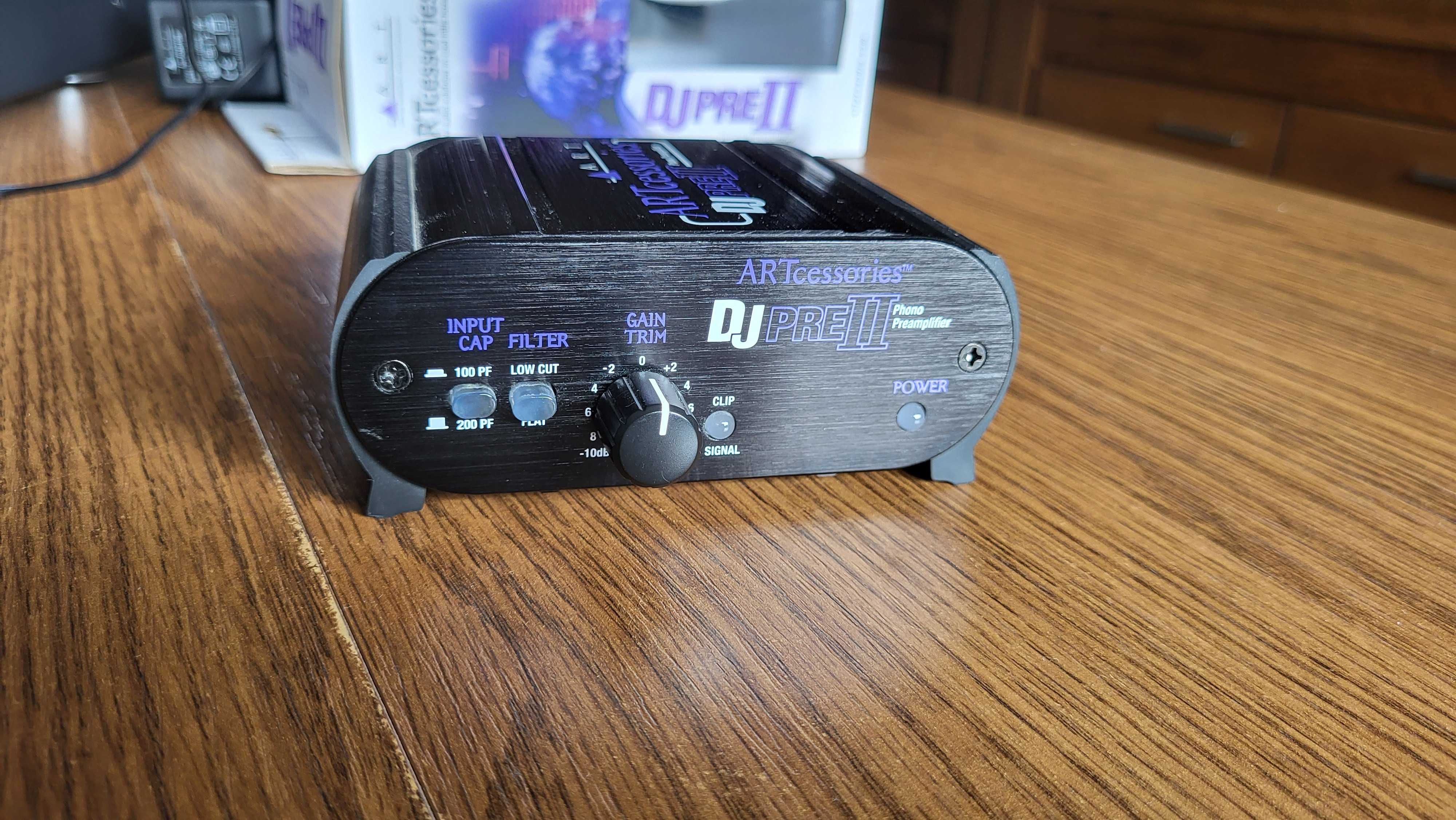 Przedwzmacniacz gramofonowy / preamp ART DJ Pre II