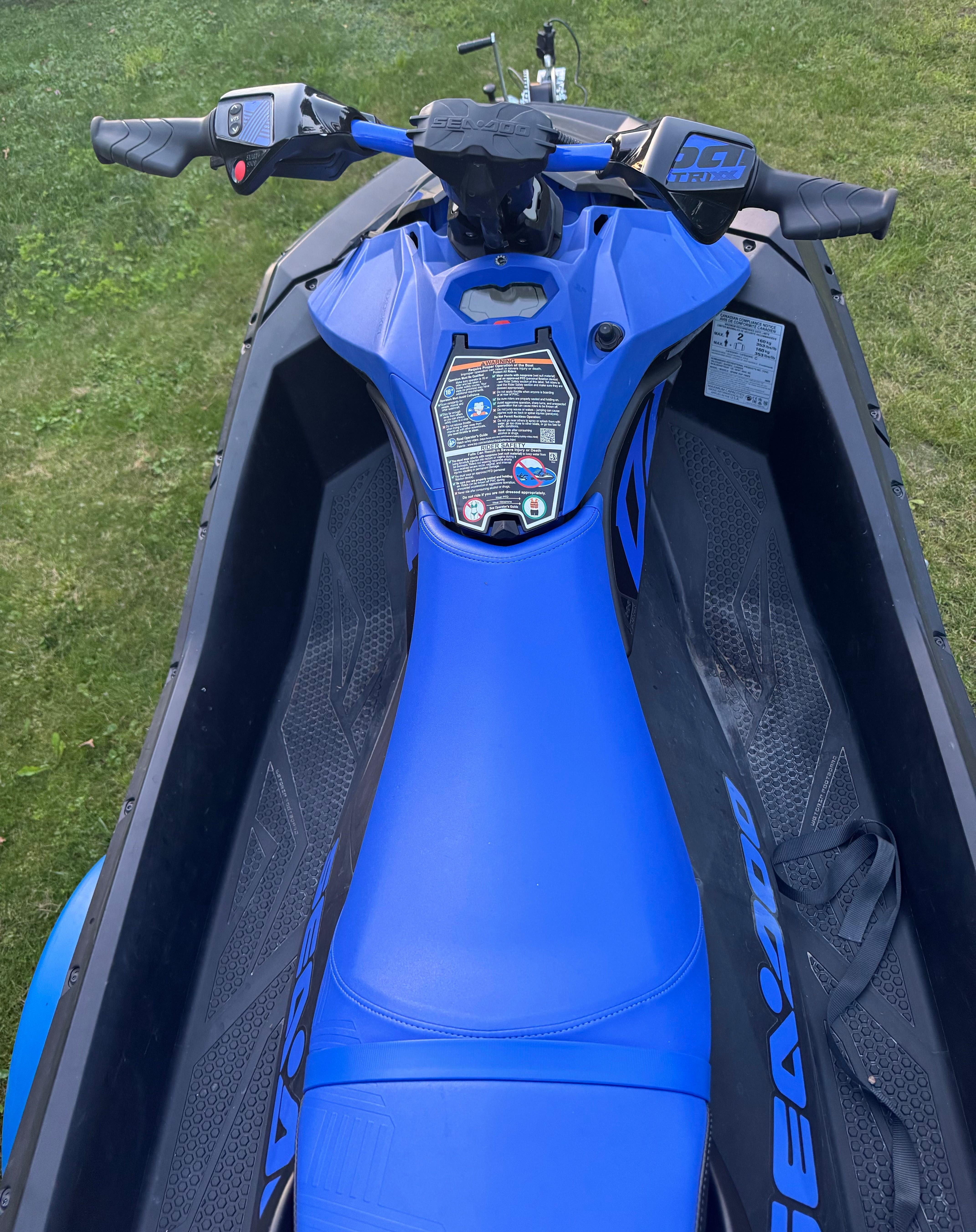 Sea Doo Spark Trixx 2UP 2022 r VTS , IBR + przyczepka