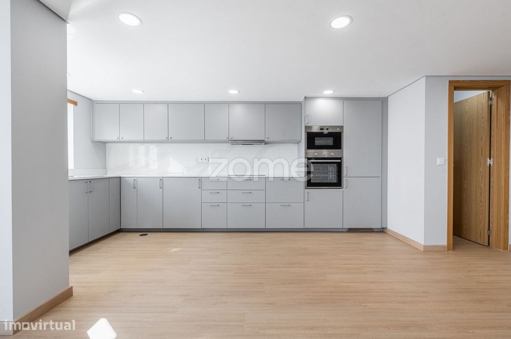 Apartamento T2 renovado em São Vicente, Braga