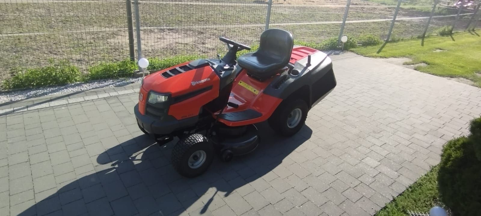 Traktorek kosiarka samojezdna do trawy husqvarna cth 173 cth173 trakto