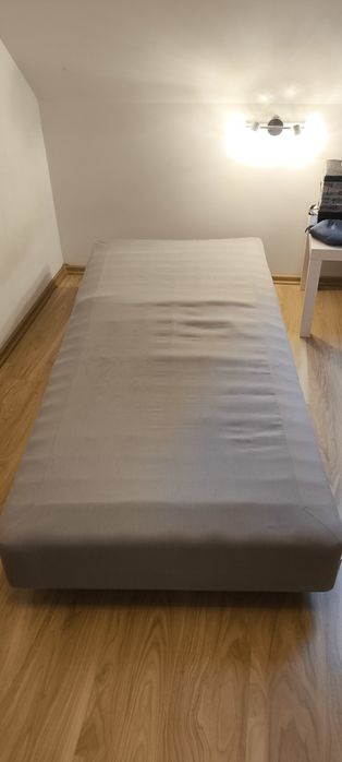 Łóżko materacowe