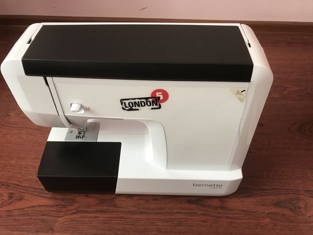 Продам нову швейну машинку Bernina Bernette London 5