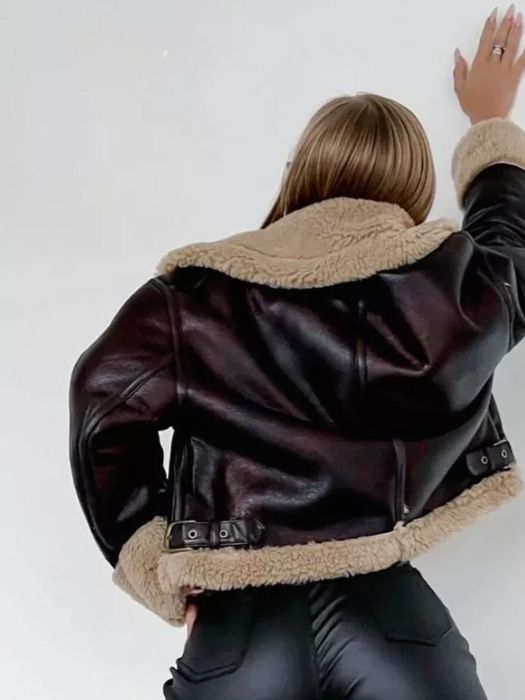 Коротка дуже тепла коричнева дублянка S M L  XL та 2 ХL